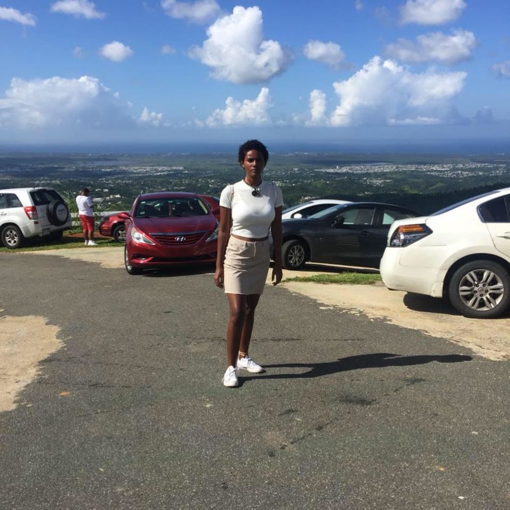 Meet your Posher, Tasharís